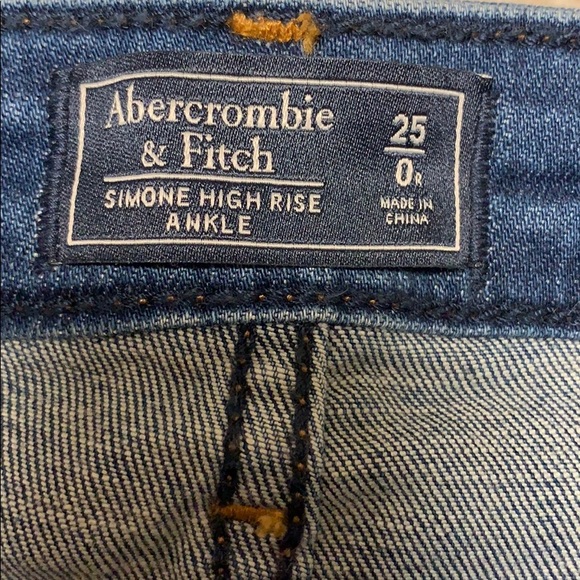 ♦️ NWOT Skinny Jeans♦️ - Picture 5 of 6